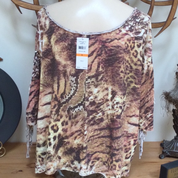 authentic Icon Tops - Gorgeous NWT Authentic Icon AI SZ S